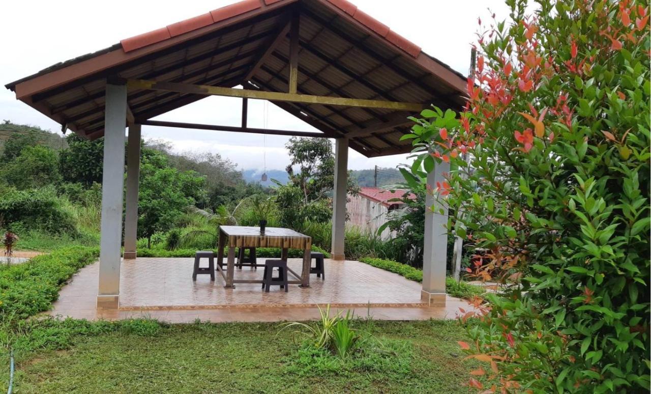 Betong House In The Garden Villa ภายนอก รูปภาพ
