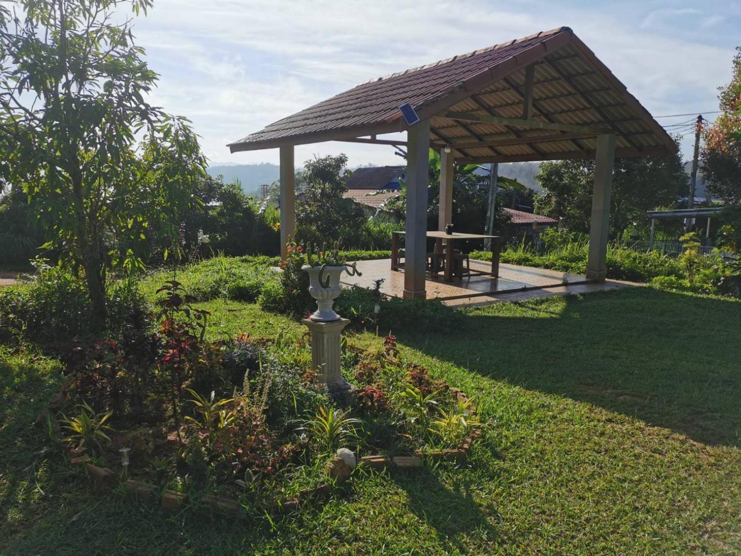 Betong House In The Garden Villa ภายนอก รูปภาพ